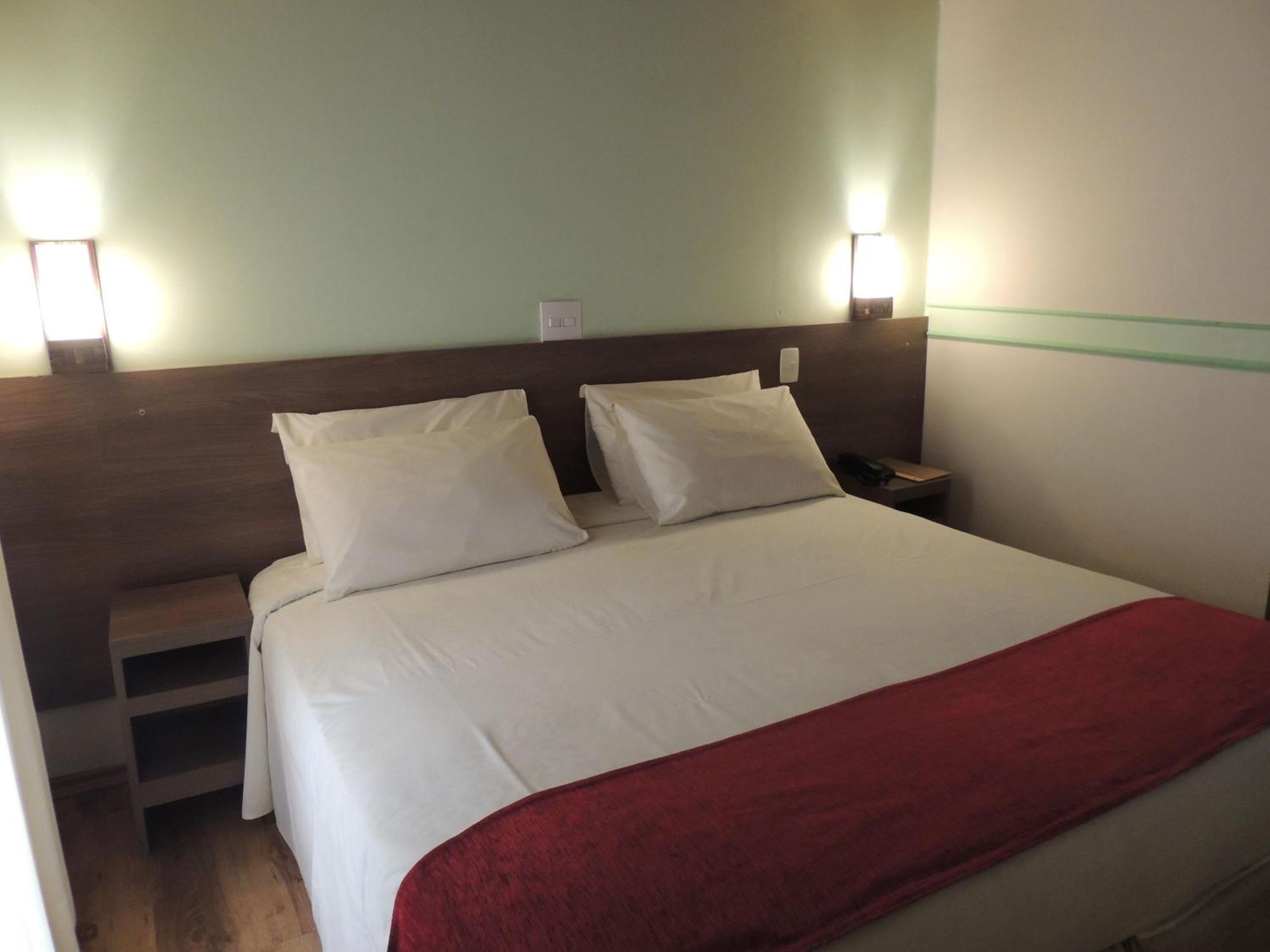 Hotel Monte Carlo Campos do Jordão Habitación foto